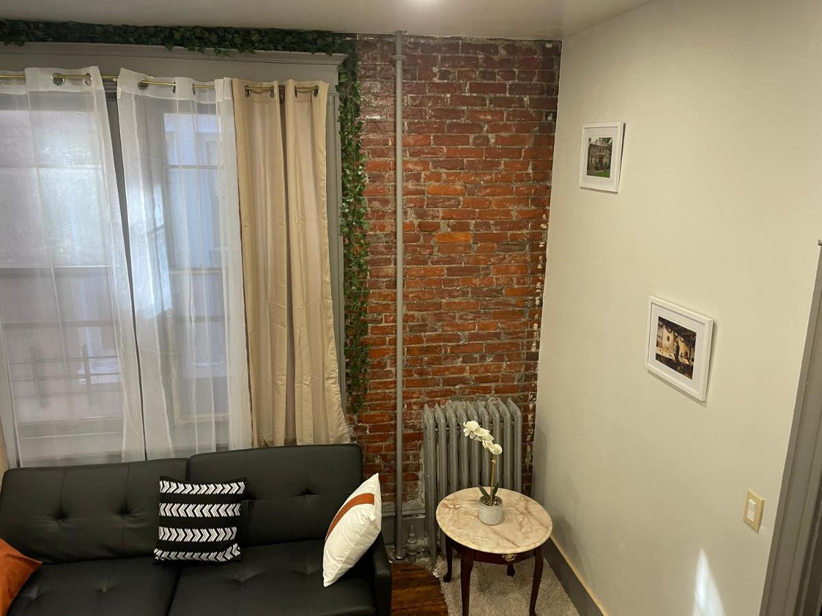 F.M.T. Appartement Harrisburg Buitenkant foto
